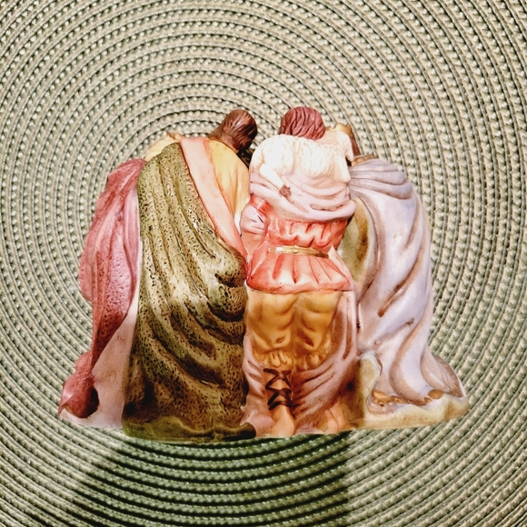 Kirkland - Picture 4 of 6